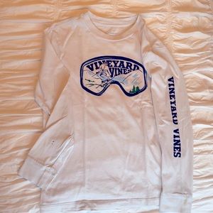 Vineyard Vines Youth Long-Sleeve T (Size 7)